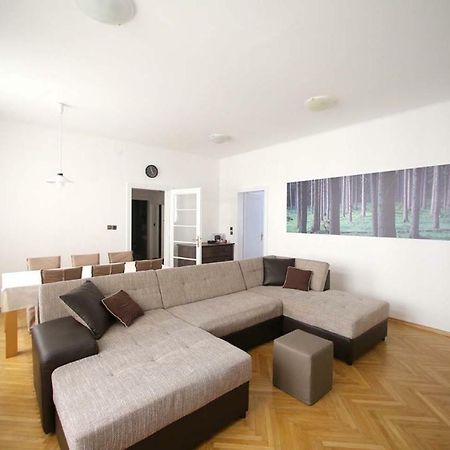 Skyscraper Apartment Tour As ليوبليانا المظهر الخارجي الصورة